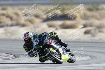 media/Dec-07-2025-CVMA (Sun) [[3e7d2de5dc]]/Race 10-Formula 40 Open/